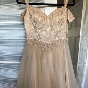 Damas dress